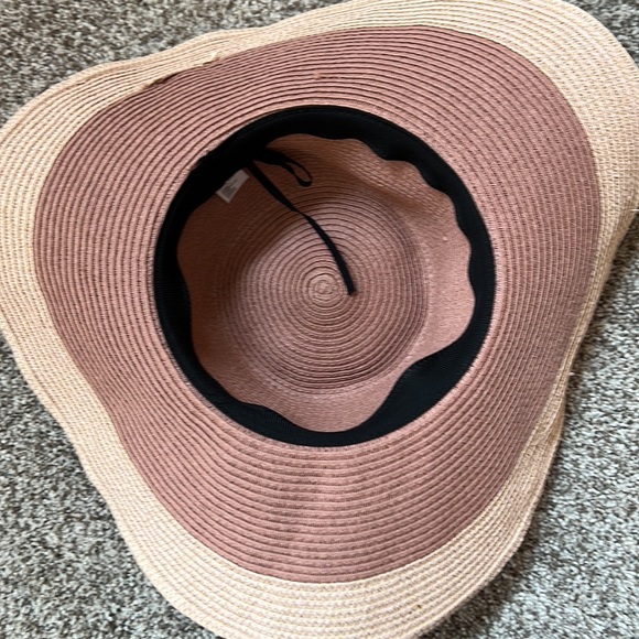 Nordstrom Rack Hat 💗 - Picture 4 of 6